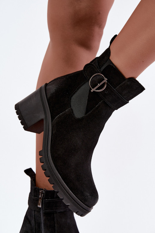 Scarpe da donna in faux suede con tacco Zazoo 60601 color nero