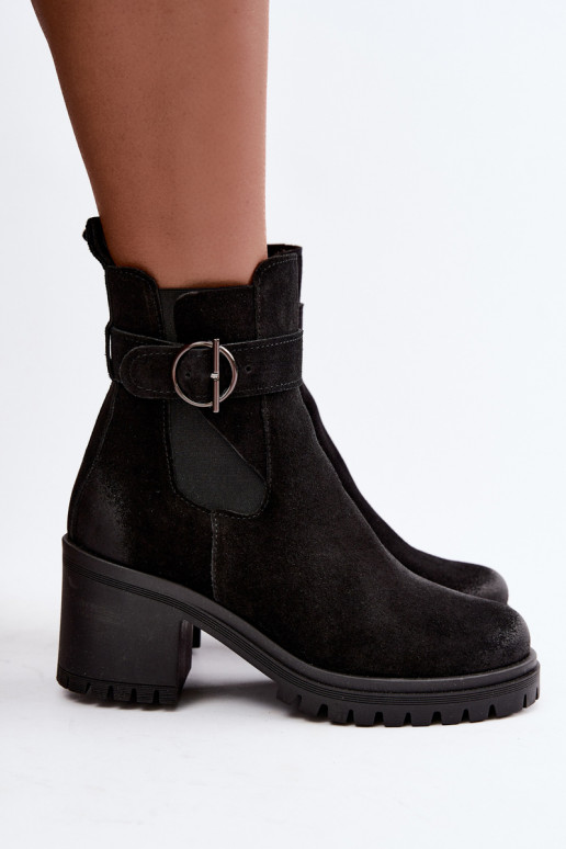 Scarpe da donna in faux suede con tacco Zazoo 60601 color nero