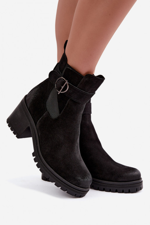 Scarpe da donna in faux suede con tacco Zazoo 60601 color nero