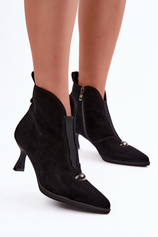 Scarpe da donna in faux suede con tacco T.Sokolski S2 Z26-281 color nero