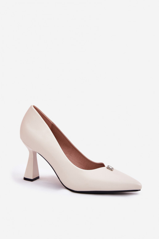 Scarpe dallo stile elegante con tacco allargato Vinceza 62222 color sabbia