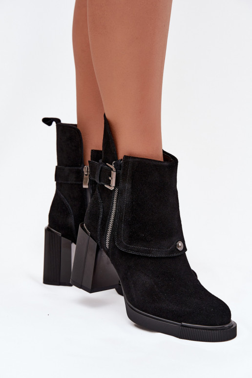 Stivaletti neri in suede sintetico con tacco e fibbie Vinceza 91152