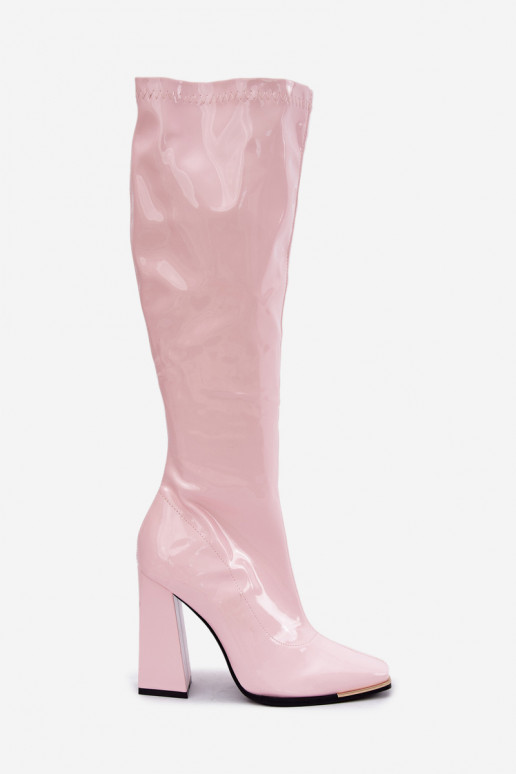 Stivaletti rosa chiaro in vernice con tacco Mlokva