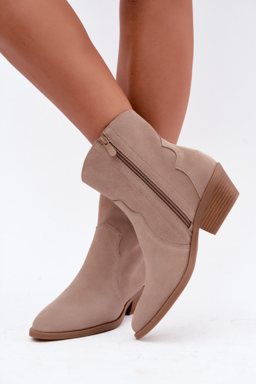 Stivali in finta suede in stile cowboy con tacco color sabbia Daliae