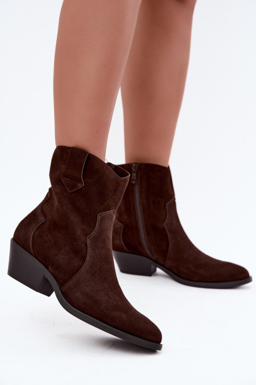 Stivali in finta suede in stile cowboy con tacco color marrone Daliae