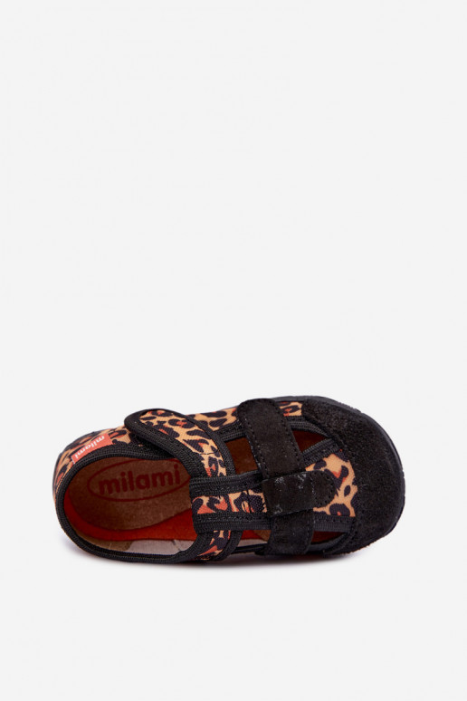 Pantofole per bambini Milami con chiusure adesive e motivi leopardati in nero e giallo Reathiana