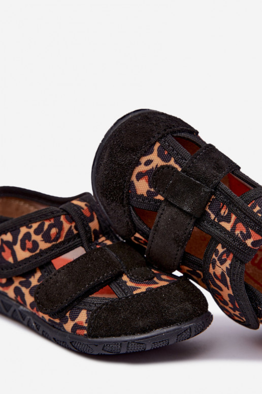 Pantofole per bambini Milami con chiusure adesive e motivi leopardati in nero e giallo Reathiana