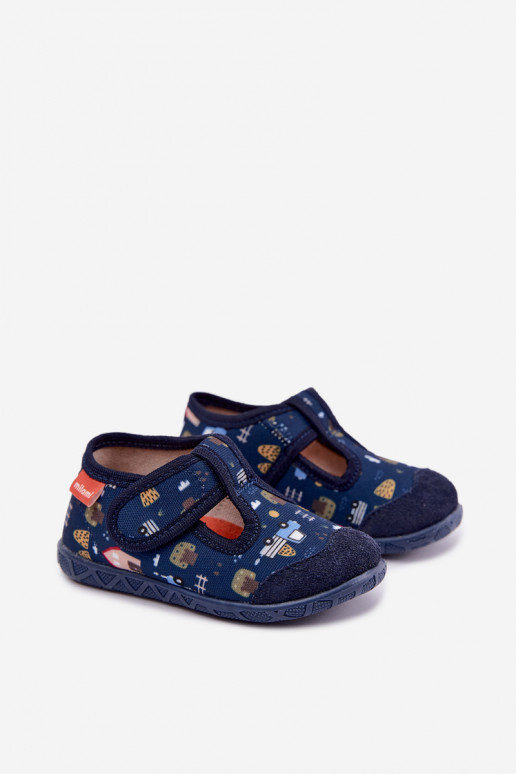 Pantofole per bambini Milami con chiusure adesive in blu scuro Jasimrra