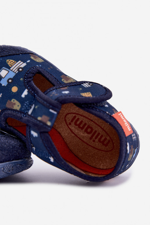 Pantofole per bambini Milami con chiusure adesive in blu scuro Jasimrra