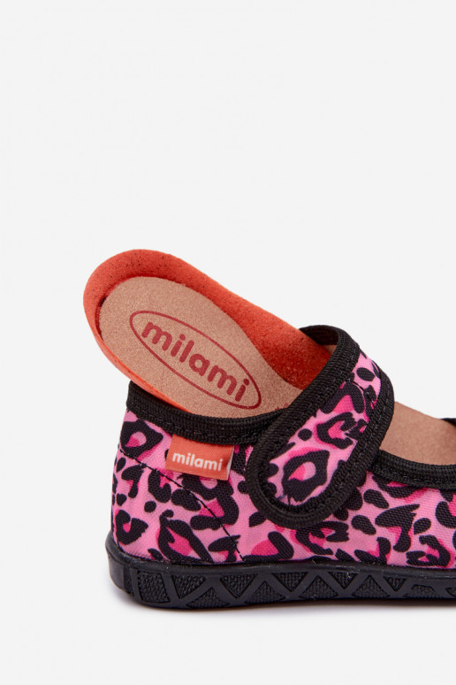 Pantofole per bambini Milami con chiusure adesive e motivi leopardati in rosa e nero Esnia