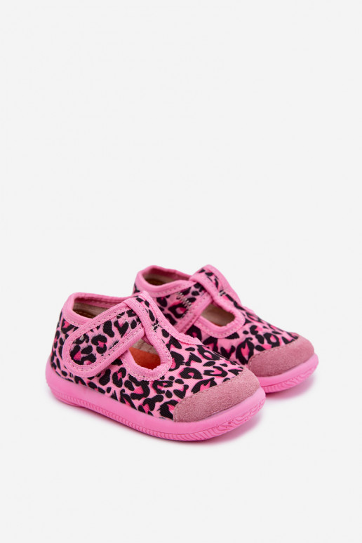 Pantofole elastiche per bambini Milami con chiusure adesive e motivi leopardati in rosa Ambette