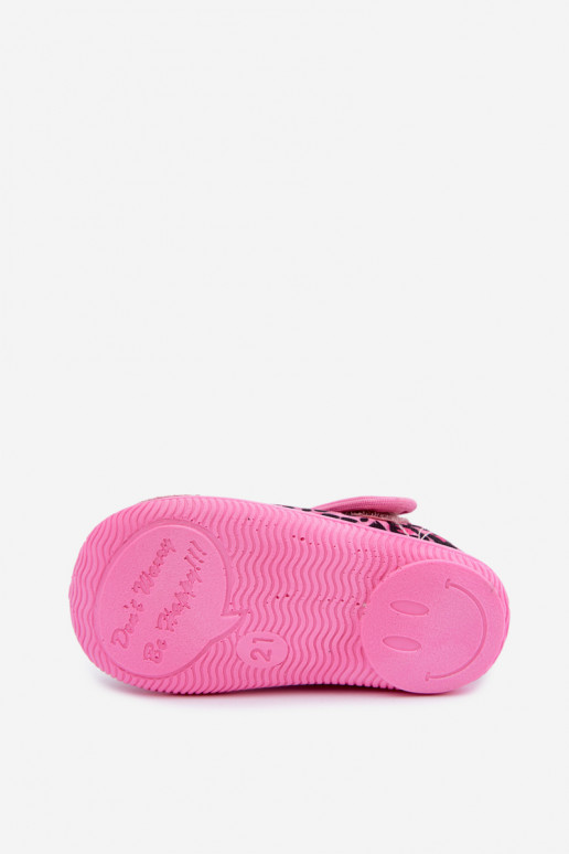 Pantofole elastiche per bambini Milami con chiusure adesive e motivi leopardati in rosa Ambette