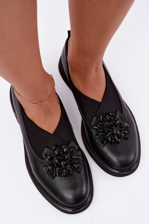 Scarpe in pelle da donna con ornamenti neri T.Sokolski