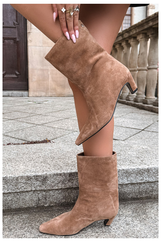 Scarpe calde slip-on in suede sintetico con tacchi in sabbia Tai turiciejka K7791-04