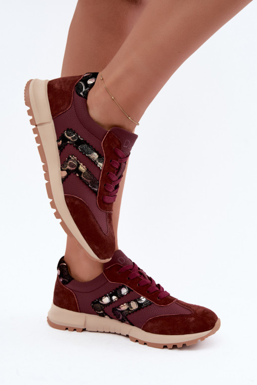 Sneakers da donna in ecopelle scamosciata D&A GR62-6015 bordeaux