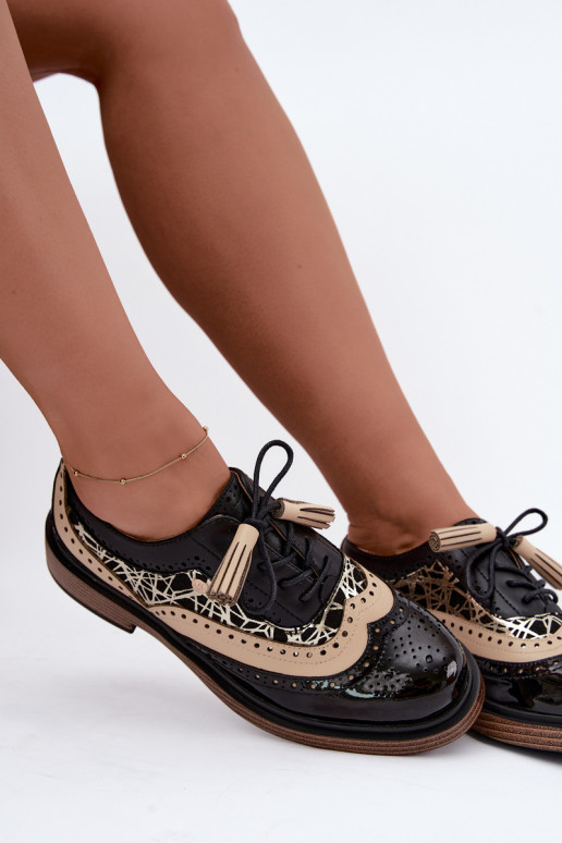 Scarpe in pelle da donna con lacci e frange Tai turiciejka K7816-01 nere