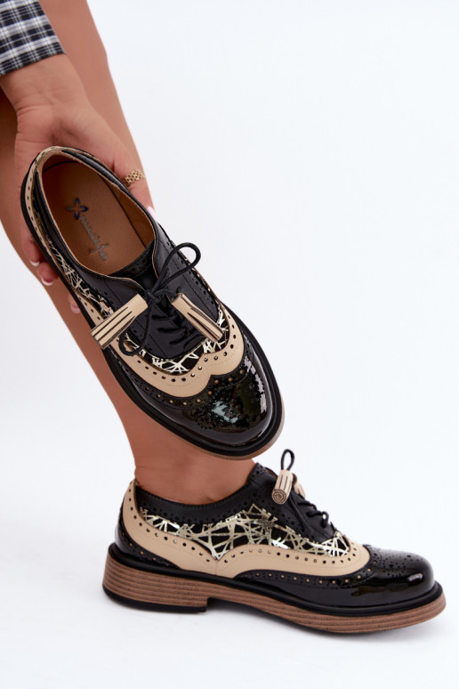 Scarpe in pelle da donna con lacci e frange Tai turiciejka K7816-01 nere