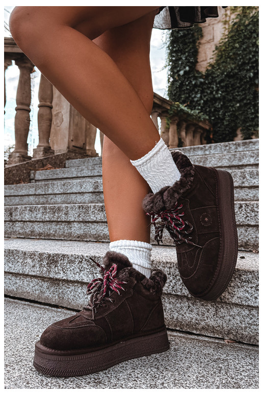 stivali da neve in suede sintetico per donne con lacci Big Star UU274312 colore cioccolato