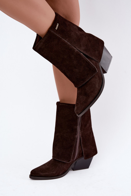 stivaletti in stile cowboy con tacco in suede naturale con gambale ricamato Big Star UU274115 colore cioccolato