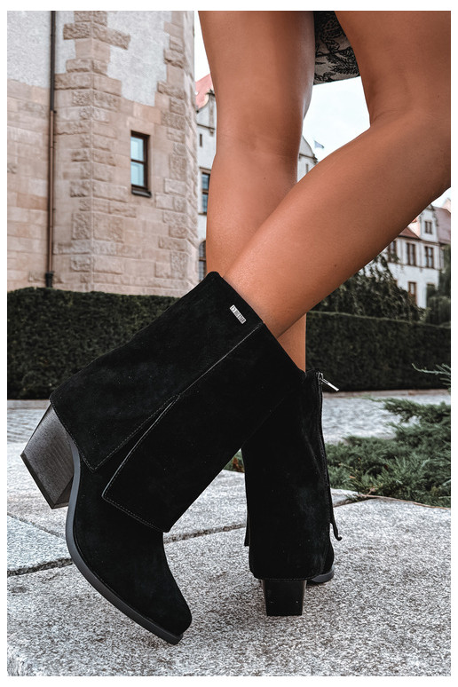 Stivaletti in stile cowboy con tacco in suede naturale Big Star UU274113 neri