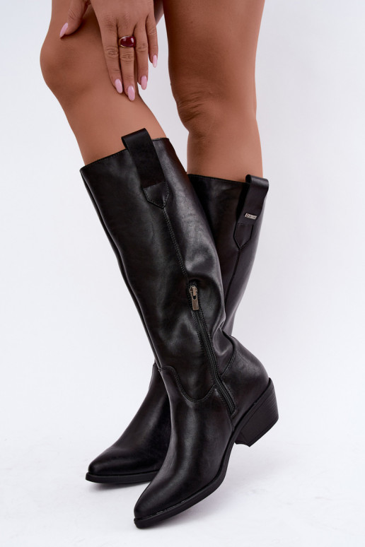 stivali alti in pelle naturale per donne con tacco basso isolati Big Star UU274521 colore nero