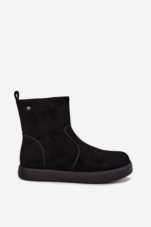 Scarpe in suede isolate per donne Tai turiciejka K7800-01 colore nero