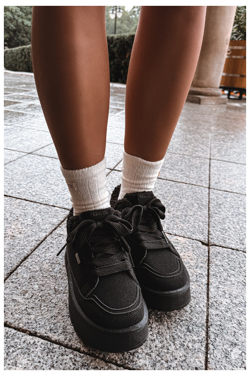 Stivali da neve da donna con piattaforma e pelliccia Big Star SS274104 in nero