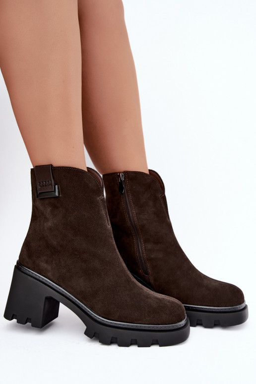 Scarpe isolate in ecopelle scamosciata con tacco T.Sokolski SH Z26-428 cioccolato