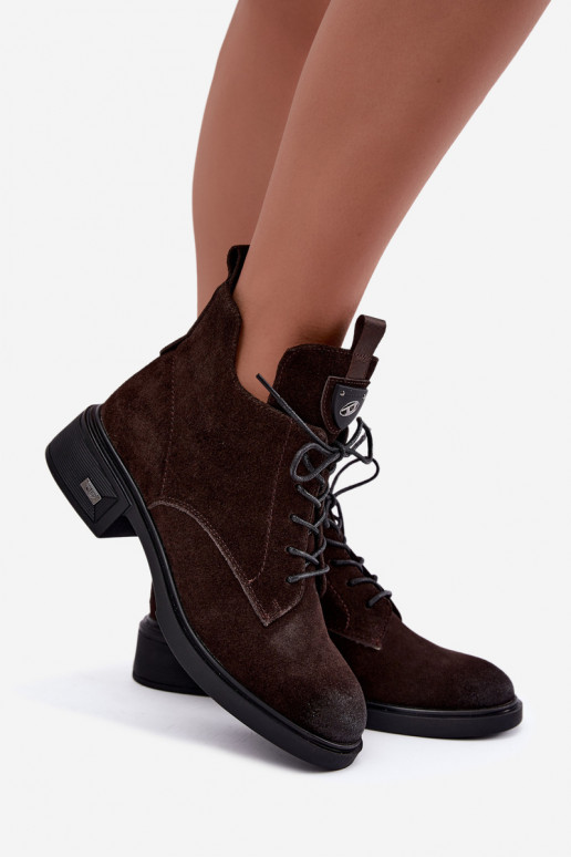 Stivali isolati in suede sintetico con ornamenti Vinceza Czekolado
