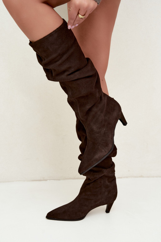 Stivali alti in suede sintetico isolati Slouchy con tacchi Vinceza 89167 in colore cioccolato