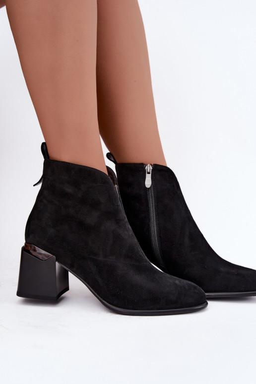 Stivaletti caldi in suede sintetico con tacco in colore nero Laverelle