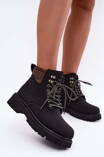Scarpe da donna isolate, nere Sarvella