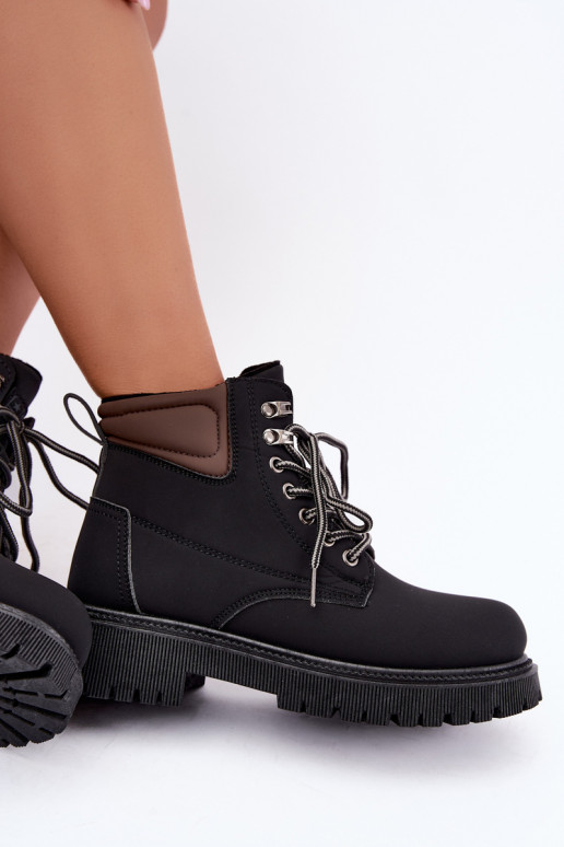 Scarpe da donna isolate, nere Sarvella