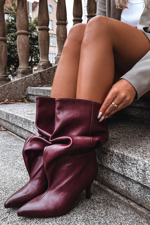 Stivaletti slouchy con tacco bordeaux Gelra