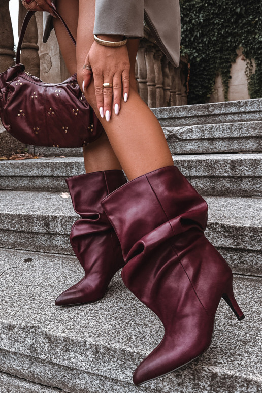 Stivaletti slouchy con tacco bordeaux Gelra