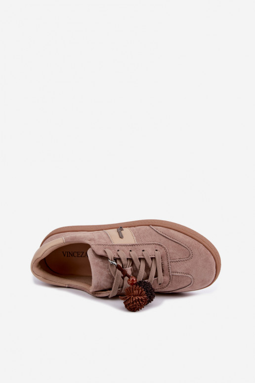 Sneakers in suede sintetico con pomponi Vinceza 79682 color sabbia