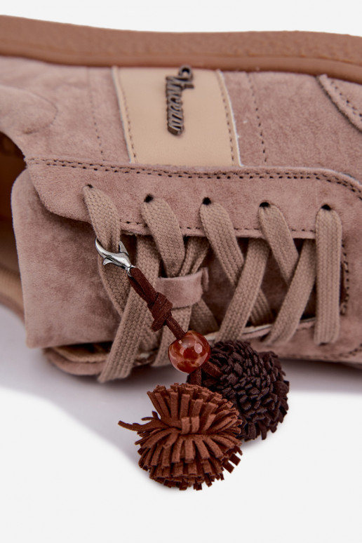 Sneakers in suede sintetico con pomponi Vinceza 79682 color sabbia