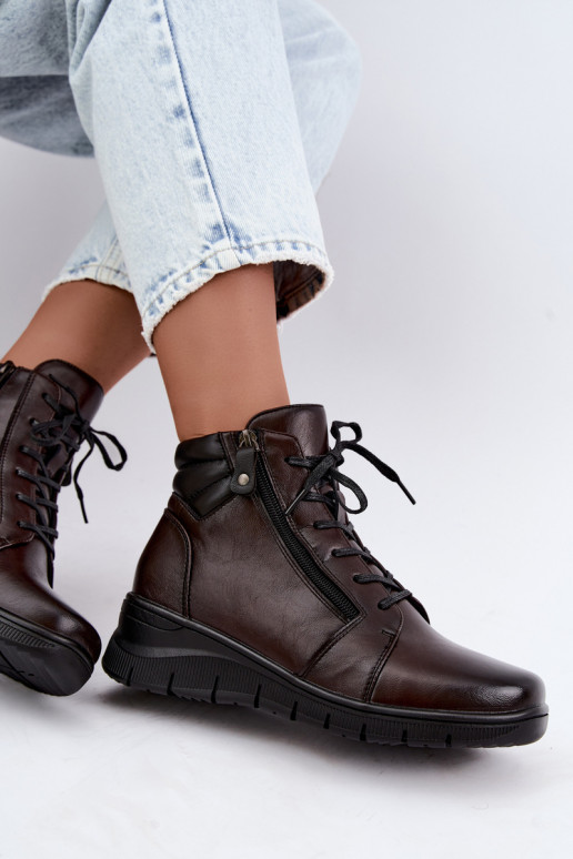 Stivaletti in pelle da donna con plateau, imbottiti Vinceza 39963 in colore cioccolato