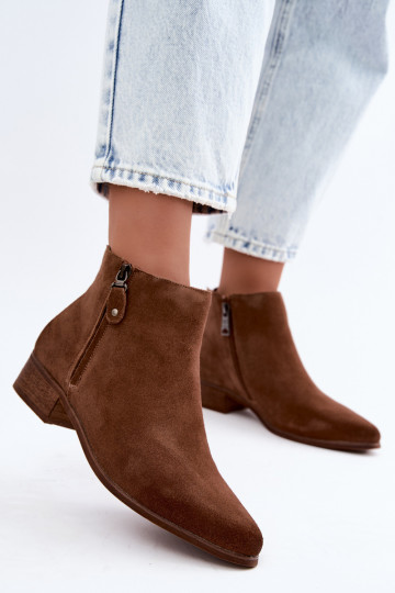 Scarpe in pelle scamosciata con tacco basso Vinceza 133136 in colore marrone