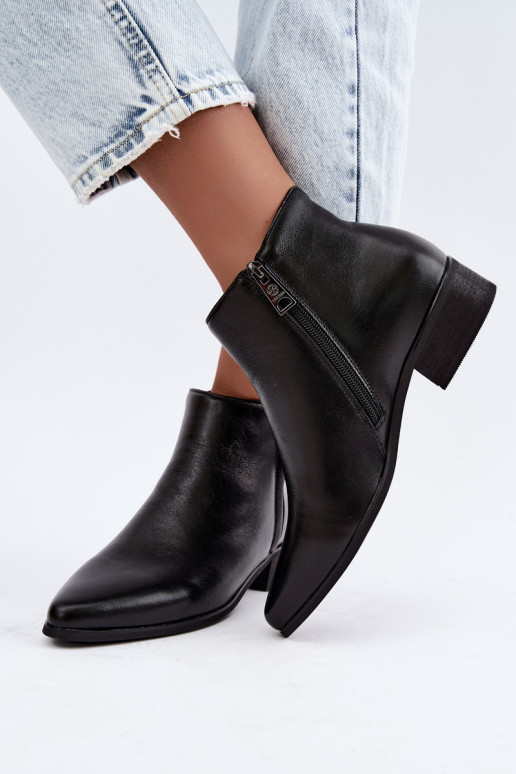 Stivaletti in pelle con tacco basso Vinceza 133136 in colore nero