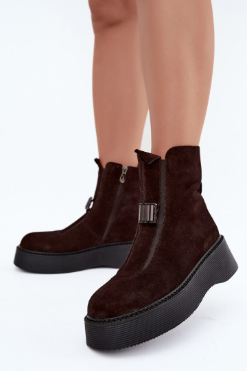 Stivaletti in faux suede con plateau isolati D&A CR62-3448 in colore cioccolato 2