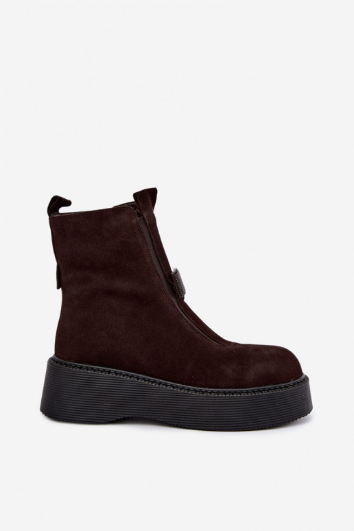 Stivaletti in faux suede con plateau isolati D&A CR62-3448 in colore cioccolato