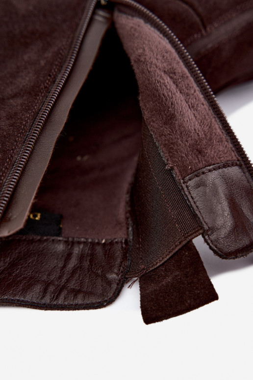 Stivaletti in faux suede con plateau isolati D&A CR62-3448 in colore cioccolato