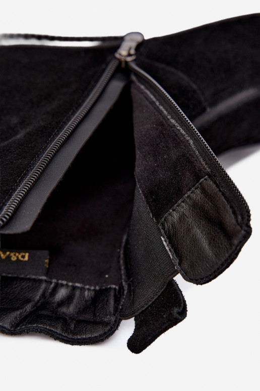 Stivaletti in faux suede con plateau isolati D&A CR62-3448 in colore nero