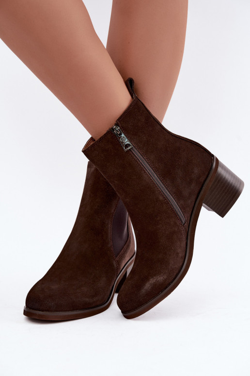 Stivaletti isolati eleganti in ecopelle scamosciata Klocke Vinceza 133105 cioccolato