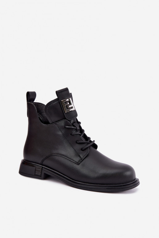 stivaletti isolati con tacco largo e ornamenti D&A MK62-7034 in nero