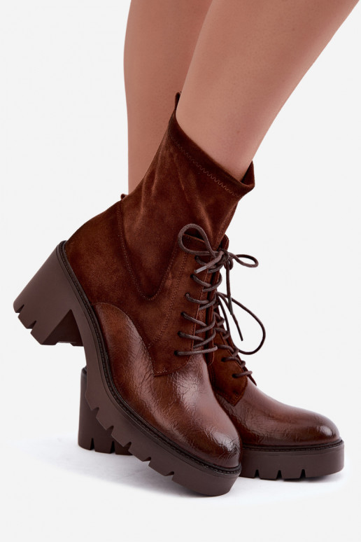 Stivaletti da donna su tacchi spessi isolati in marrone Vinceza 58665