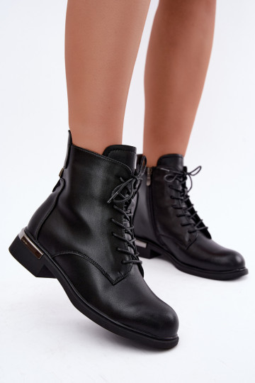 Stivaletti in pelle isolati con tacchi larghi in nero Vinceza 86450