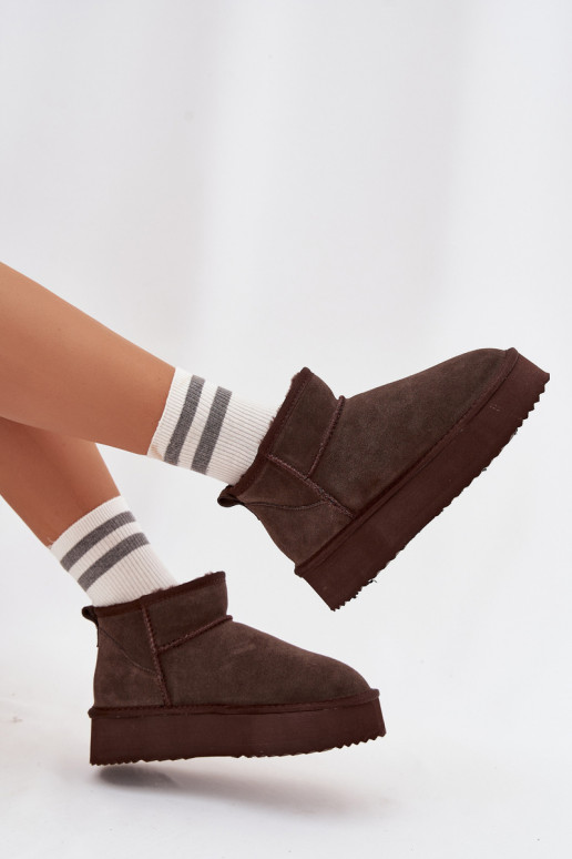 Stivali da neve da donna in ecopelle scamosciata con piattaforma Vinceza 97962 in colore cioccolato