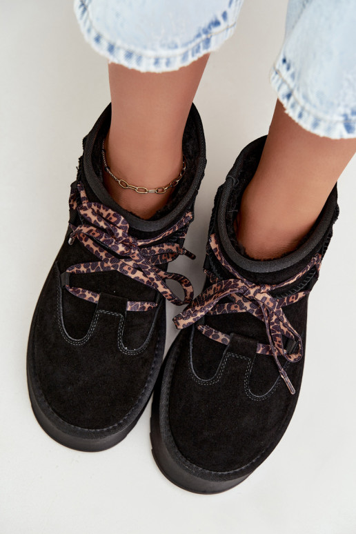 Stivali da neve in finta suede neri con piattaforma e dettagli eleganti GOE UU2N4919